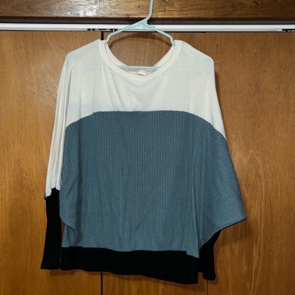 Women’s long sleeve